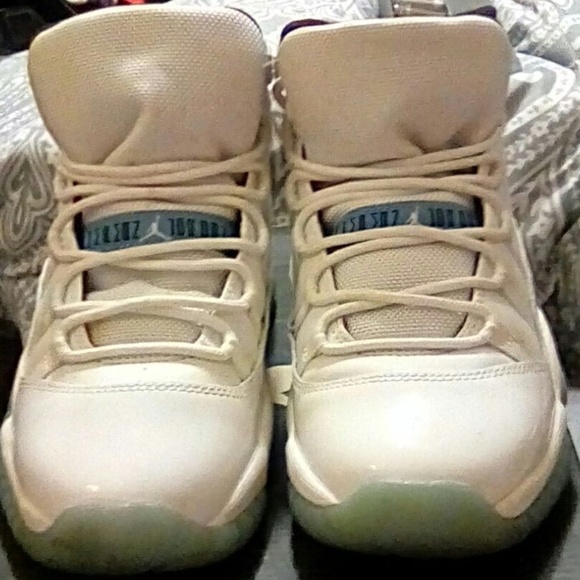 Jordan 11 Retro Kids - Picture 1 of 6